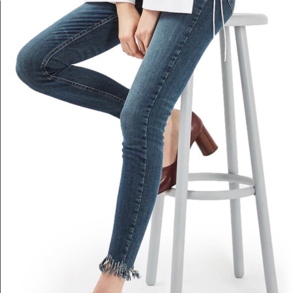Topshop Frayed Hem Jamie Jeans